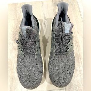 Adidas Ultraboost Sneakers